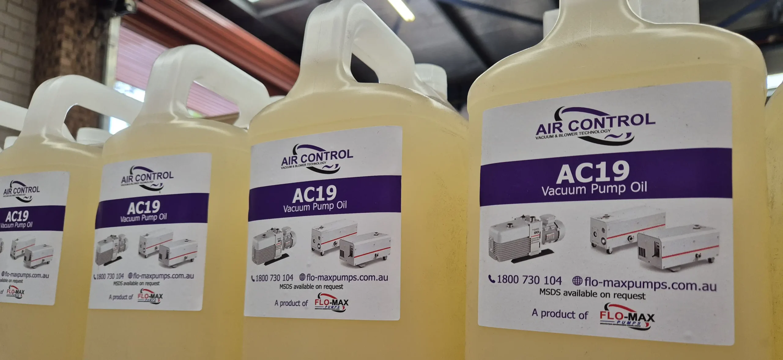 Vacuum Pump Oil: Why Regular Oil Changes Are Essential for Your Vacuum Pump